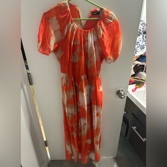 Simply Vera Vera Wang Orange and White Dress - Picture 1 of 3